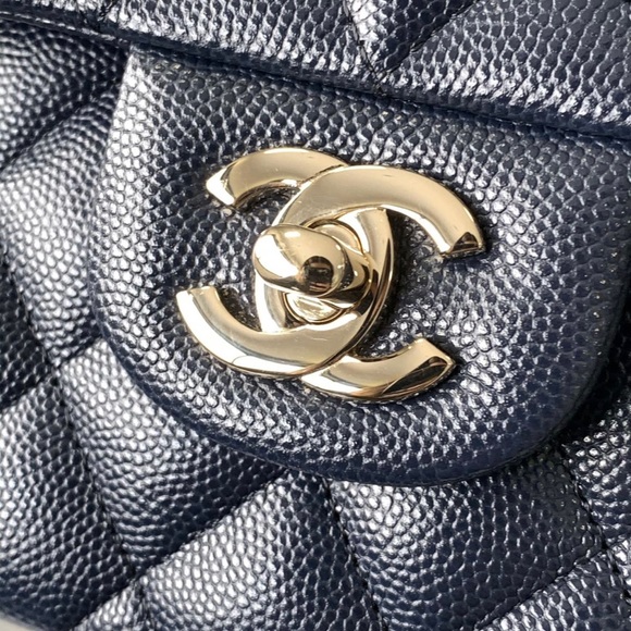 Chanel Small Classic Flap Caviar Navy Blue - Picture 3 of 9